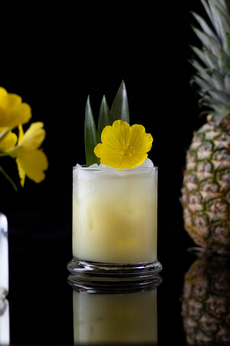 Ultimate Guide to Edible Flowers for Cocktails Moody Mixologist