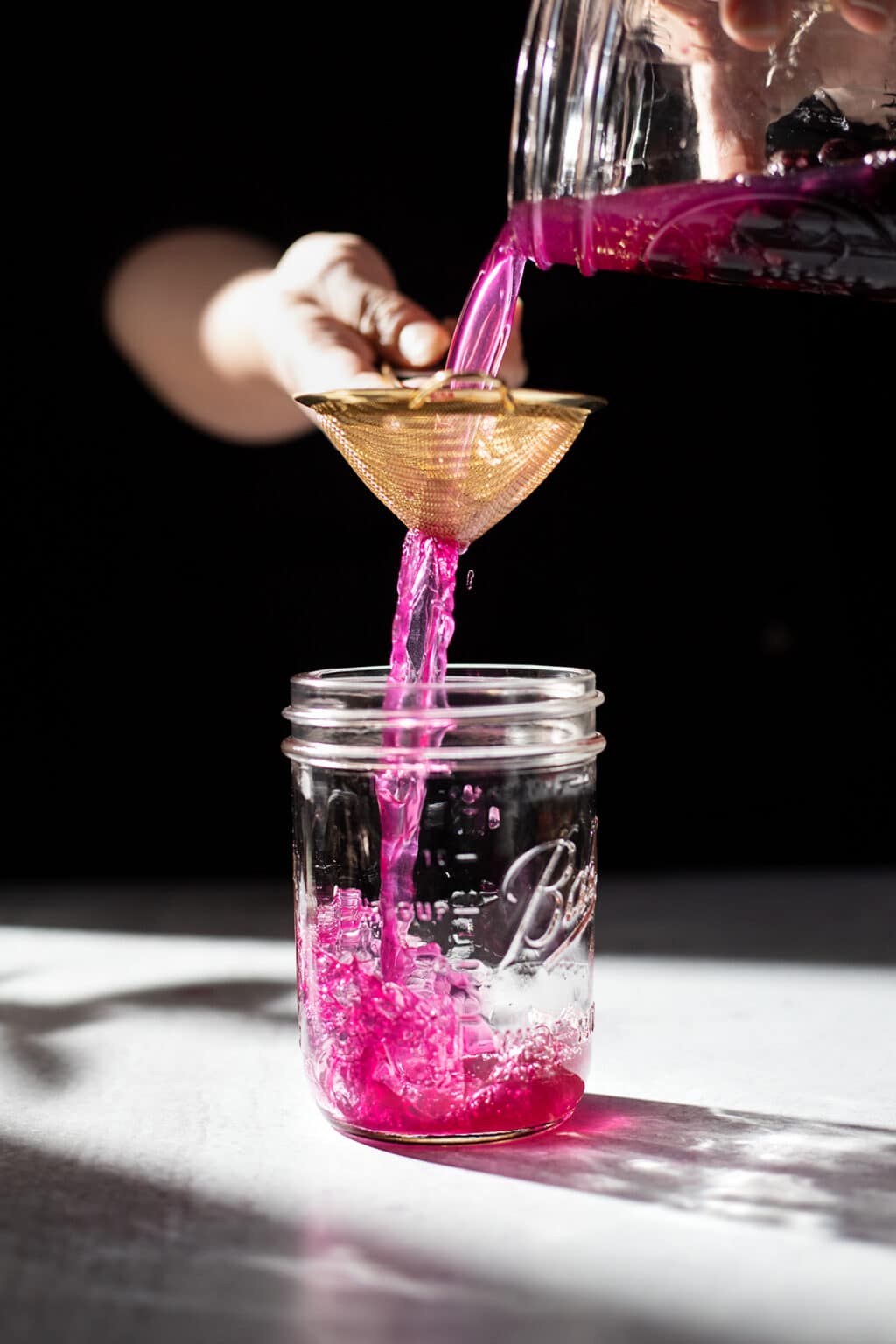 Blueberry Gin & Tonic Moody Mixologist